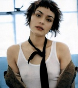 Shannyn Sossamon Nude Pictures