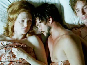 Julianne Moore video