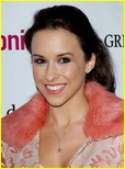 Lacey Chabert Nude Pictures